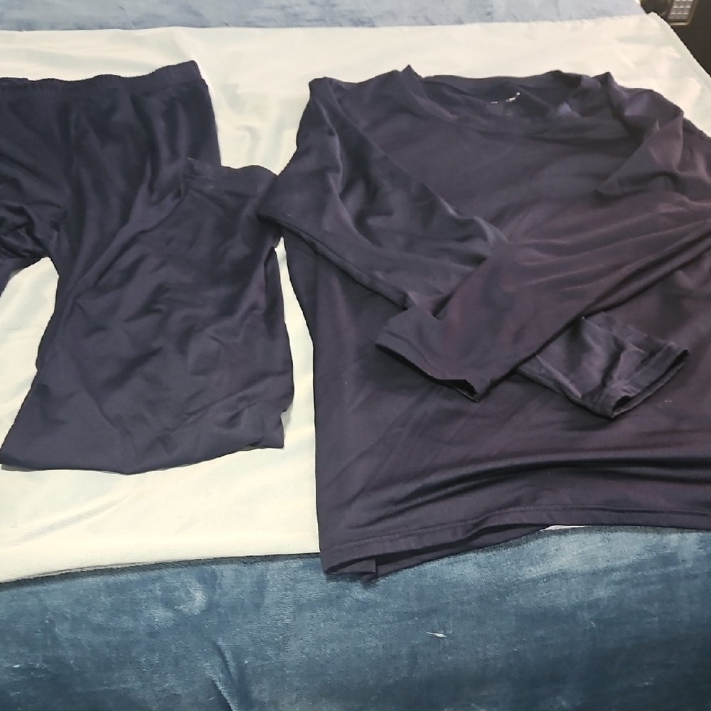 .ThermaJohns long underwear size 4XL